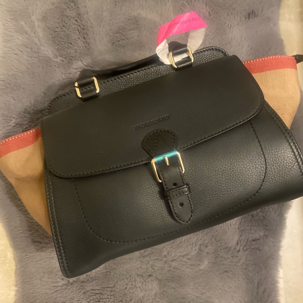 Burberry purse